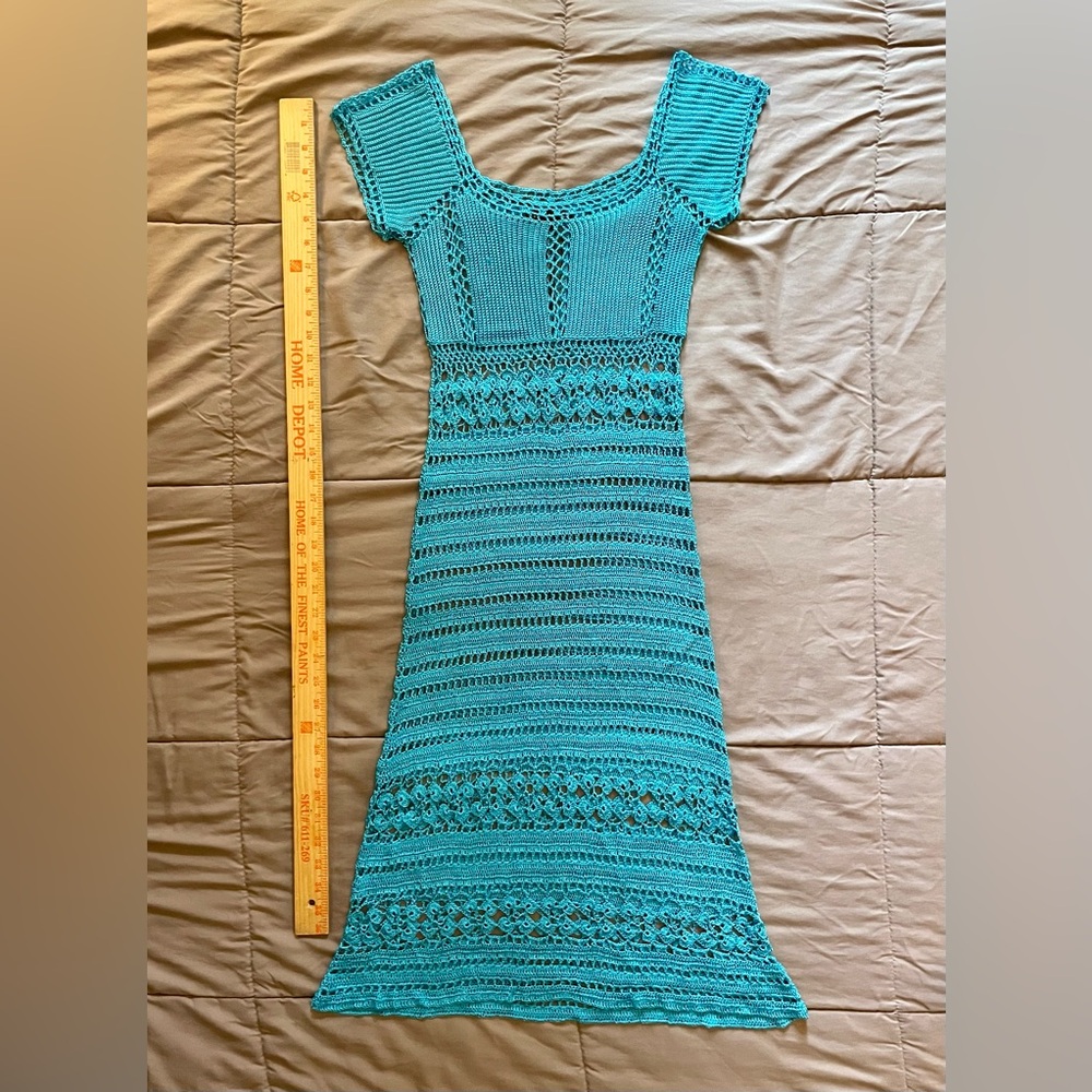 Anthropologie Teal Blue Crochet Dress, figure flattering size Small/Medium